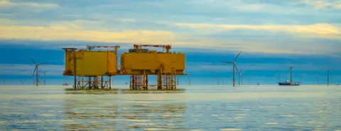 Offshore meshed grids