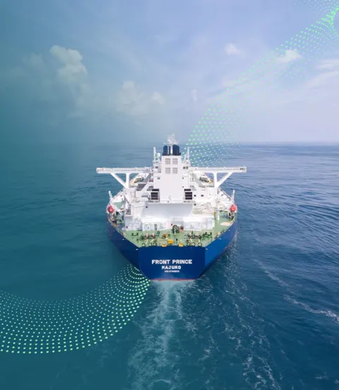 Frontlines Front Prince sailing towards horizon