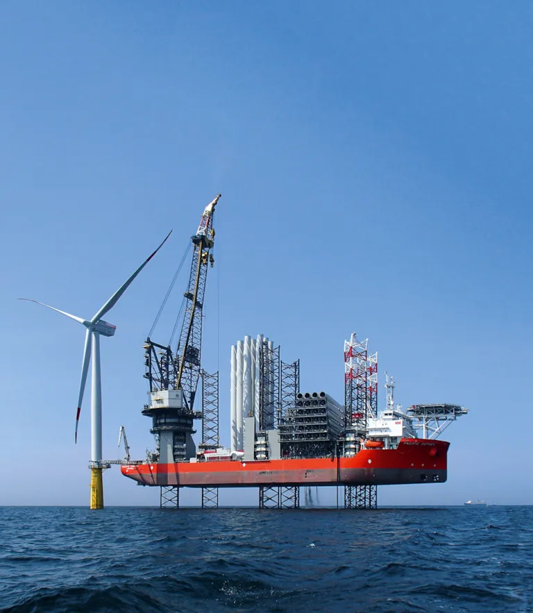 Pacific Osprey wind farm installation